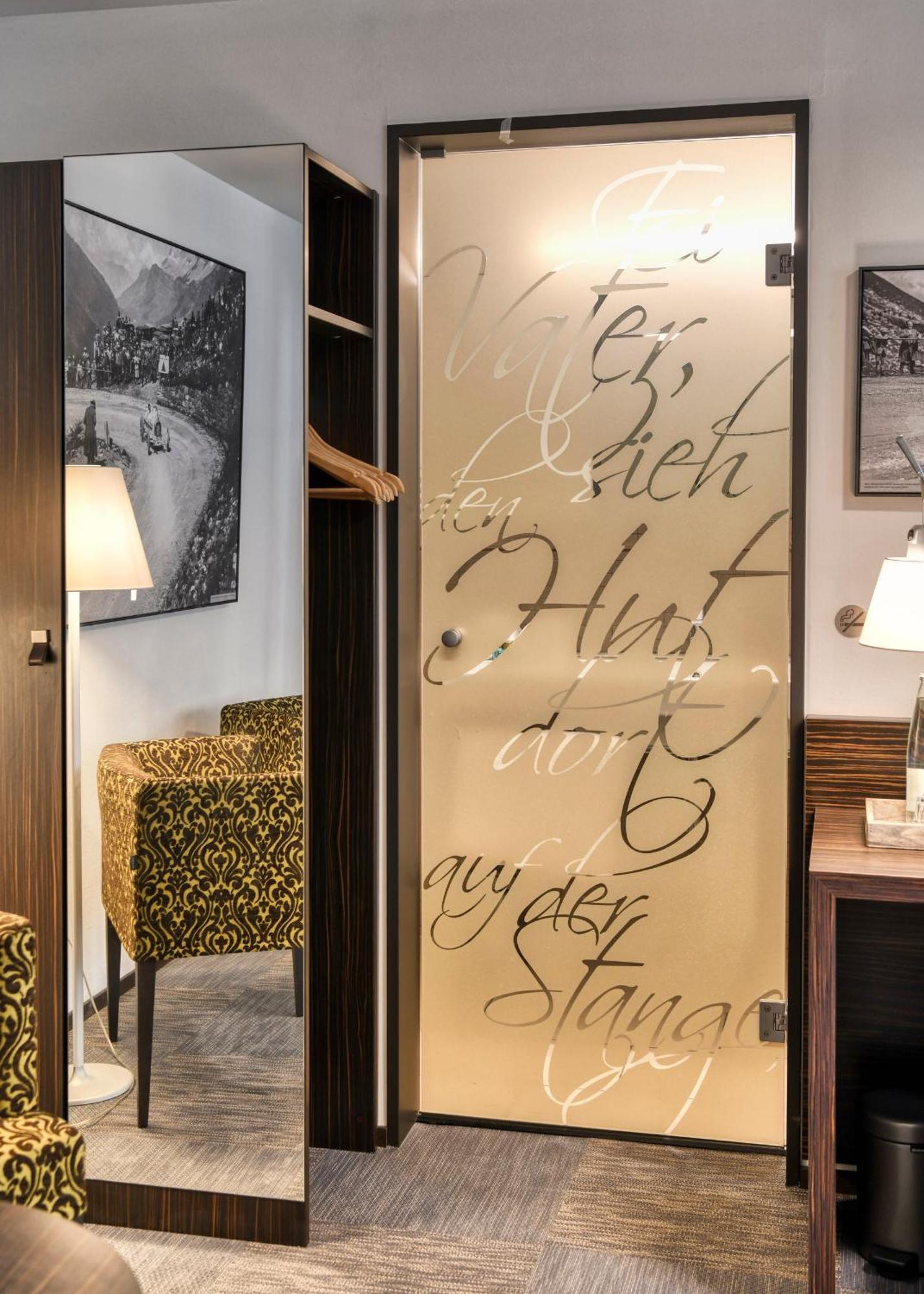 Boutique Hotel Reiser Алтдорф Екстериор снимка