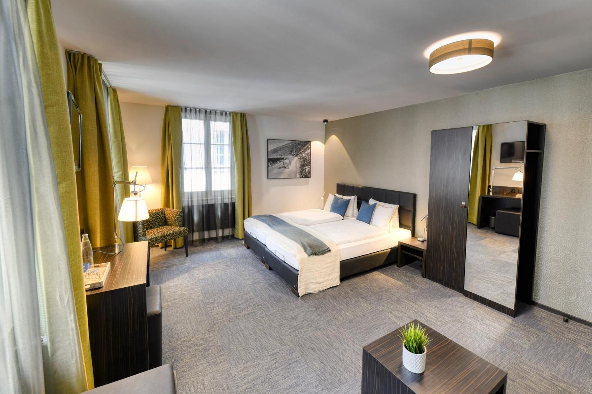 Boutique Hotel Reiser Алтдорф Екстериор снимка