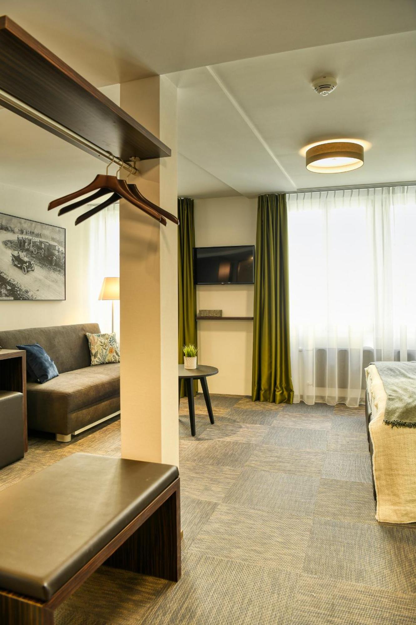 Boutique Hotel Reiser Алтдорф Екстериор снимка